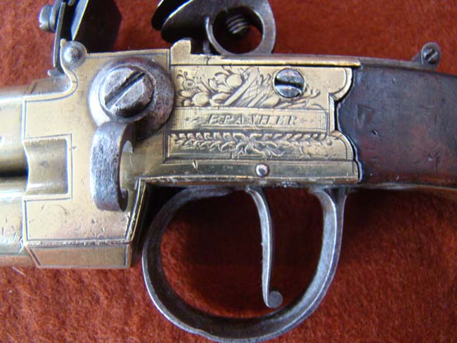 A fine British flintlock Naval Officer's over and under barreled flintlock pistol circa 1800-1810 — image 4